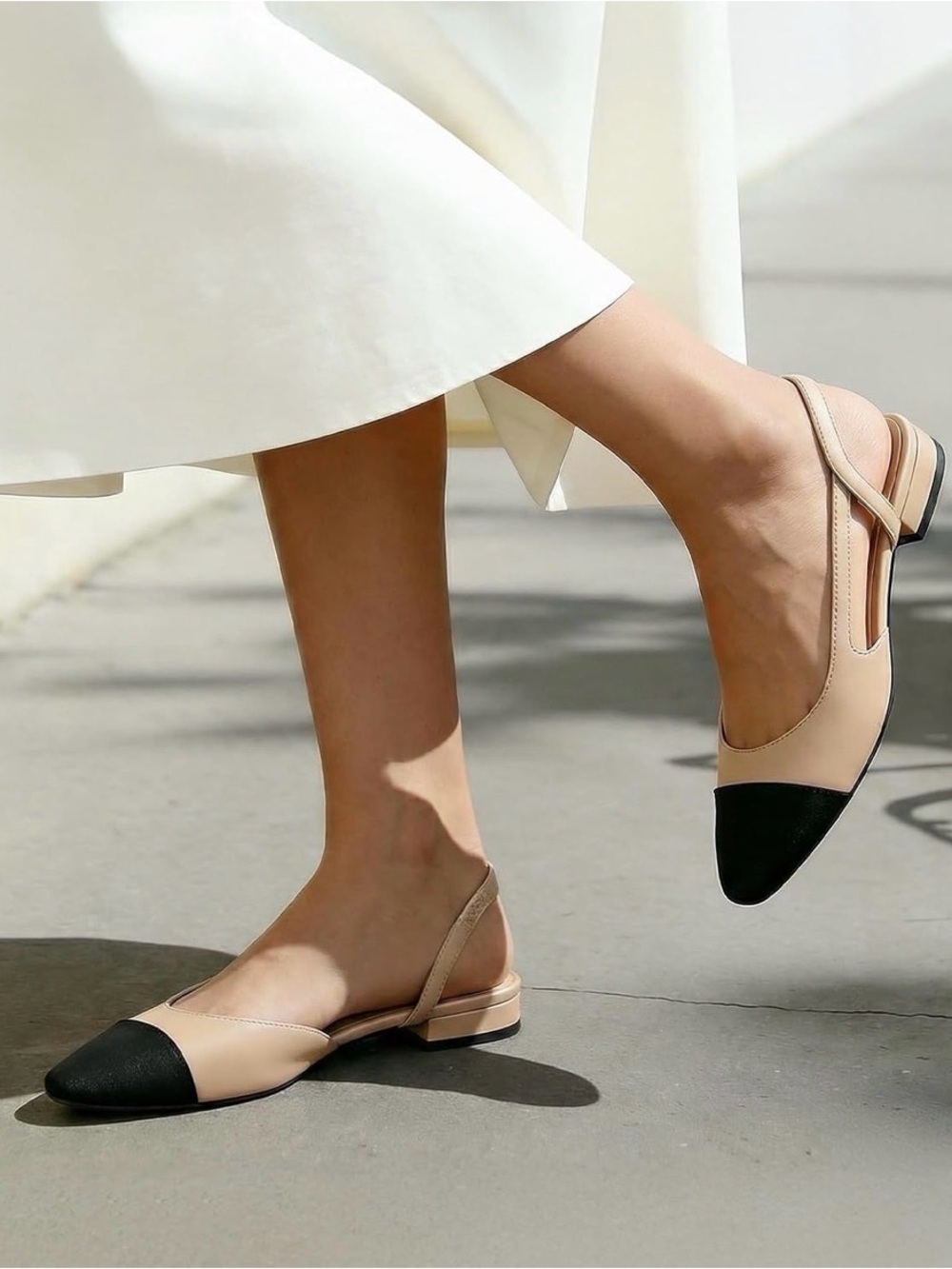 Women's Two-Tone Slingback Flats - Beige & Black